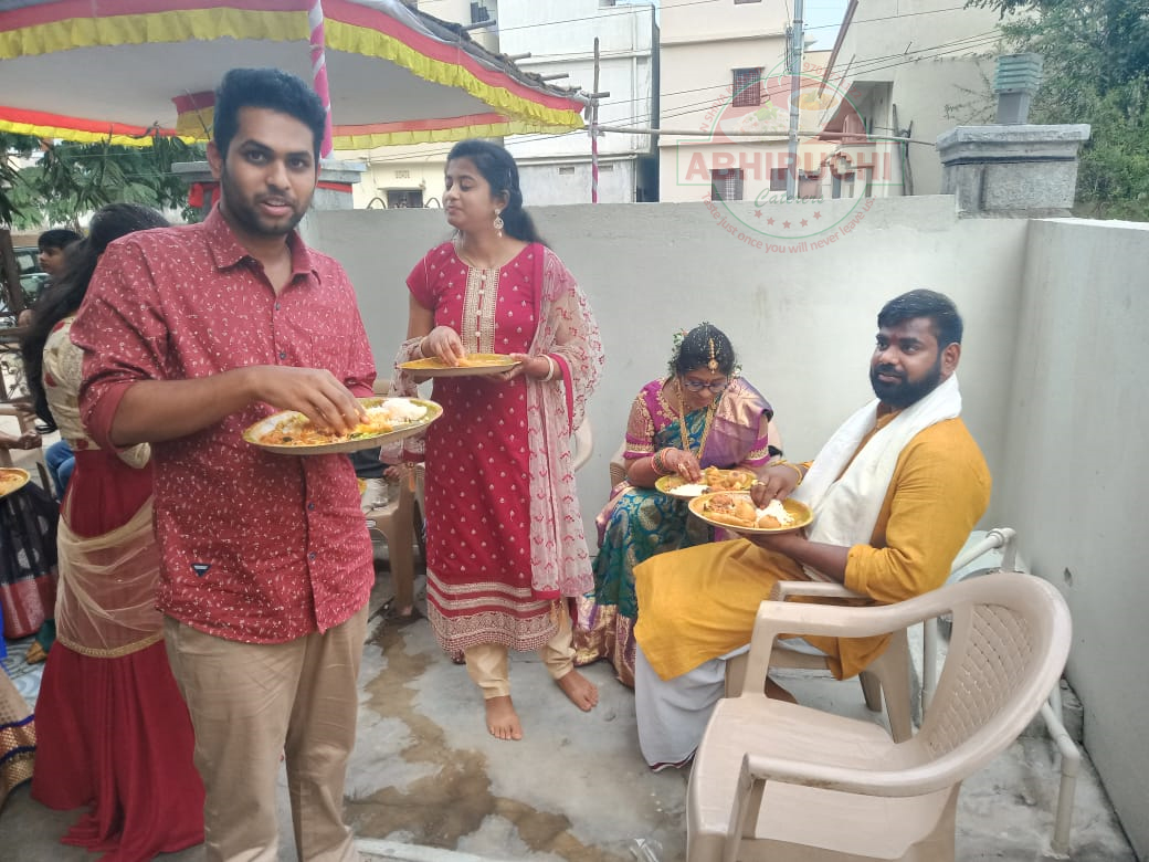 Catering at Chanda Nagar